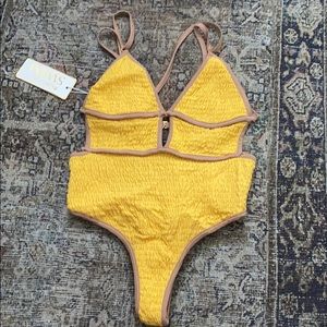 For love and lemons one piece